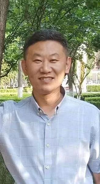 胡言峰.jpg