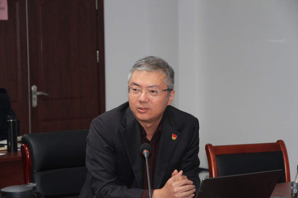 王洪海講黨課_副本.jpg